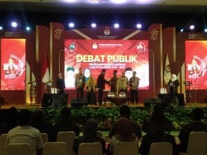 Debat Publik Pertama Pilkada Kabupaten Kediri 2024, Berikut Visi Misi Kedua Paslon