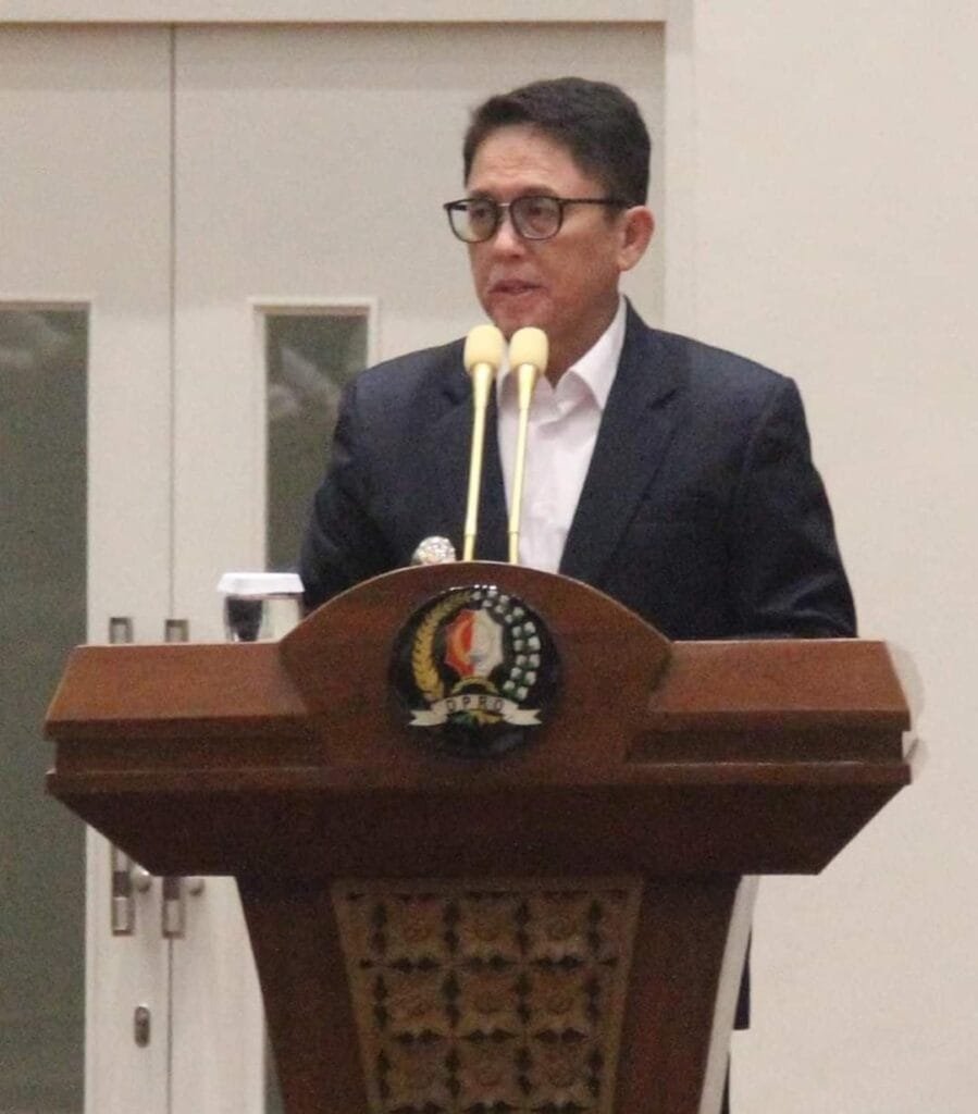 Rapat Paripurna DPRD Kabupaten Bojonegoro Terkait APBD 2025, Ini Penjelasan Pj Bupati Adriyanto