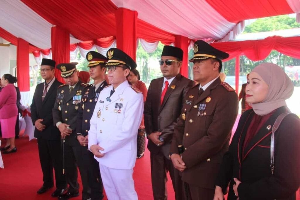 Pj Bupati Adriyanto Pimpin Upacara Hari Jadi Bojonegoro ke-347