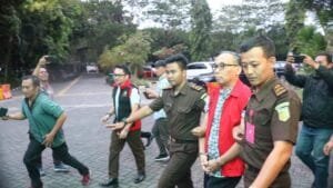 Kejaksaan Tinggi Jawa Timur Tahan Dirut PT INKA