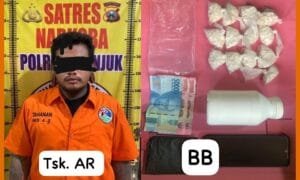 Polres Nganjuk Ungkap Kasus Peredaran Pil Dobel L, Dua Orang Terduga Pelaku Ditangkap