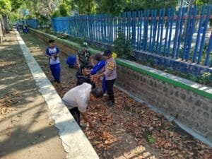 Kegiatan Bhakti Sosial di Sungai Ploso Untuk Antisipasi Banjir