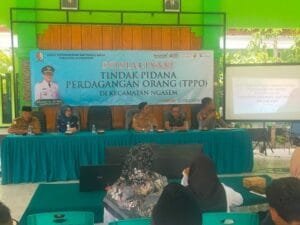 Melalui Sosialisasi TPPO, Kapolsek Ngasem Ajak Masyarakat Waspada dan Lawan Perdagangan Orang