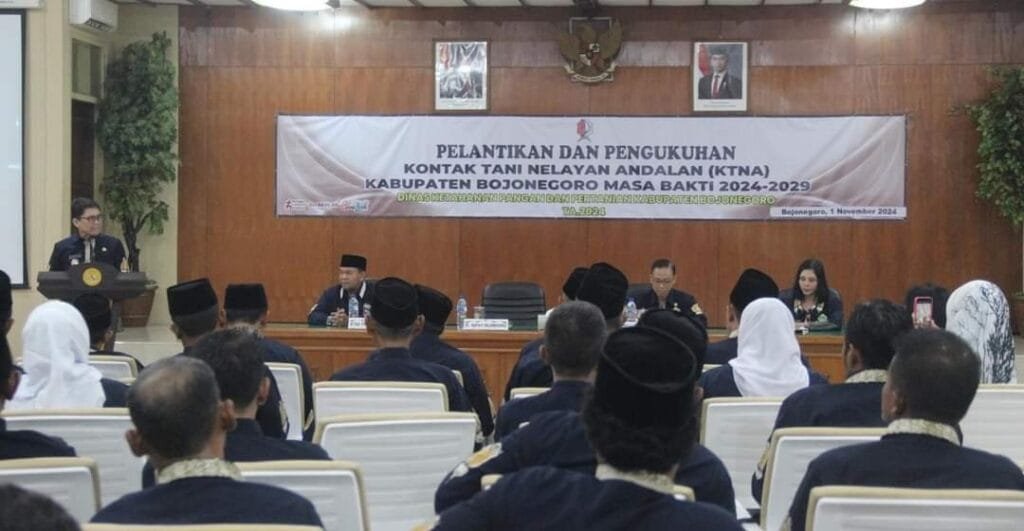 Pengurus KTNA Bojonegoro 2024-2029 Dikukuhkan, Pj Bupati Tekankan Sinergi Kembangkan Potensi Pertanian