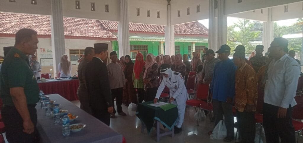 Sosok Perempuan Ini Dilantik Jadi Pj Kades Wotan