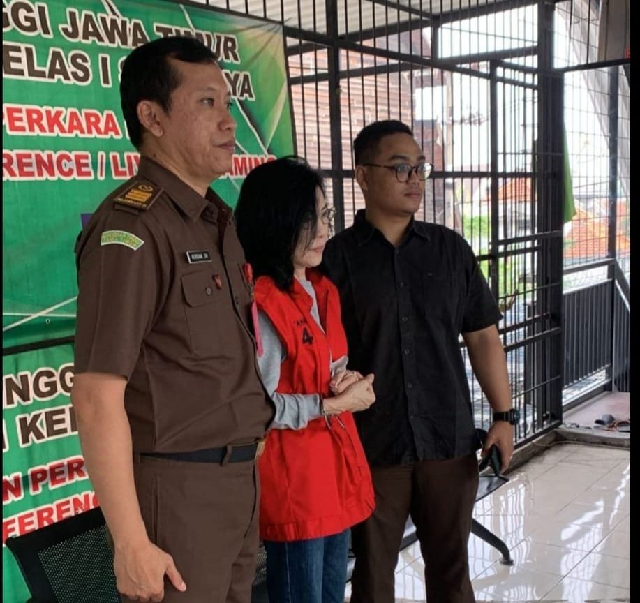 Kejati Jatim Pindahkan Tersangka Suap Meirizka Widjaja Ibunda dari Ronald Tannur ke Kejagung