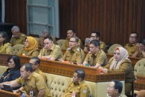 Pj Wali Kota Batu Ikuti Raker dan RDP Dengan Komisi II DPR RI