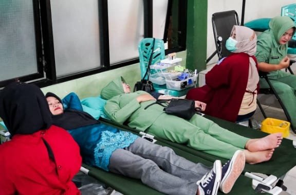 Hari Juang TNI Angkatan Darat, Kodim Bojonegoro Menggelar Donor Darah dan Pengobatan Massal
