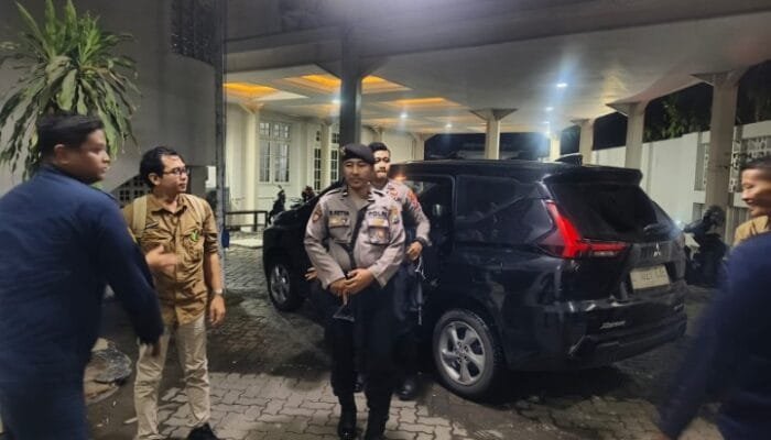 Polres Nganjuk Kawal Ketat Pengiriman Kotak Rekapitulasi Model-D ke KPU Provinsi