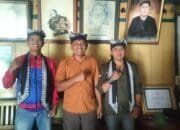 Pengurus PJI Bojonegoro, Sowan ke Tokoh Samin di Desa Margomulyo