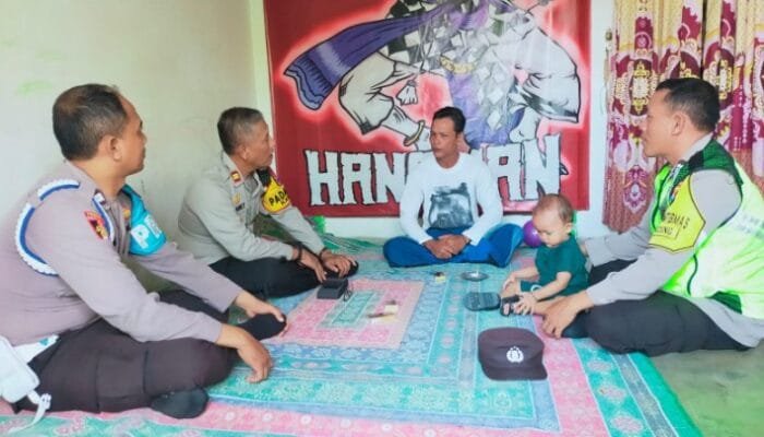 Kapolsek Kanor Sambangi Sesepuh Perguruan Silat IKS di Wilayah Ini