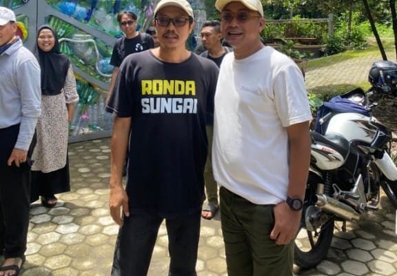 Stikosa AWS dan Ecoton Foundation Adakan Work Shop Komunikasi Lingkungan