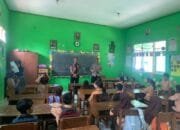 Polres Nganjuk Bagikan Makan Siang Bergizi Gratis di SDN 1 Wilangan