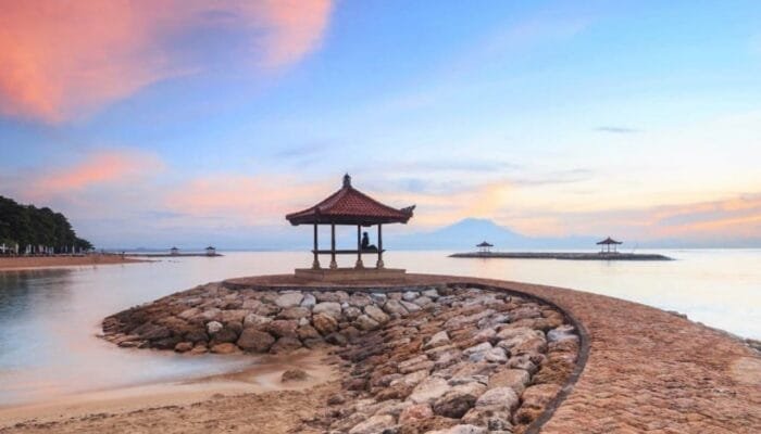 Menikmati Keindahan Sunrise di Pantai Sanur Bali