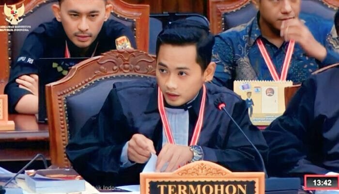 Ahmad Karomi Akbar: Pengacara Muda Ibukota yang Mendirikan Kantor Hukum di Bojonegoro