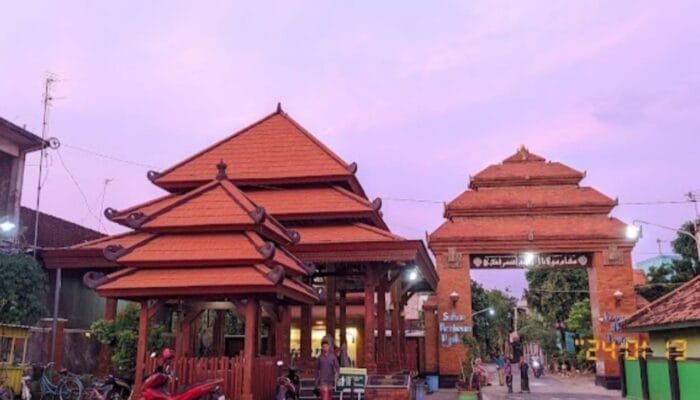 Syekh Ibrahim Asmoro Qondi: Ayahanda Sunan Ampel