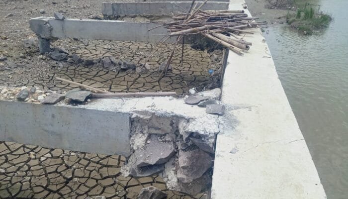 TPT di Bojonegoro Ambruk, Warga Menyayangkan
