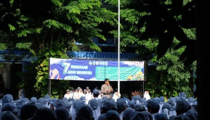 Tingkatkan Harkamtibmas di Kalangan Pelajar, Polisi di Bojonegoro Gelar Police Goes To School