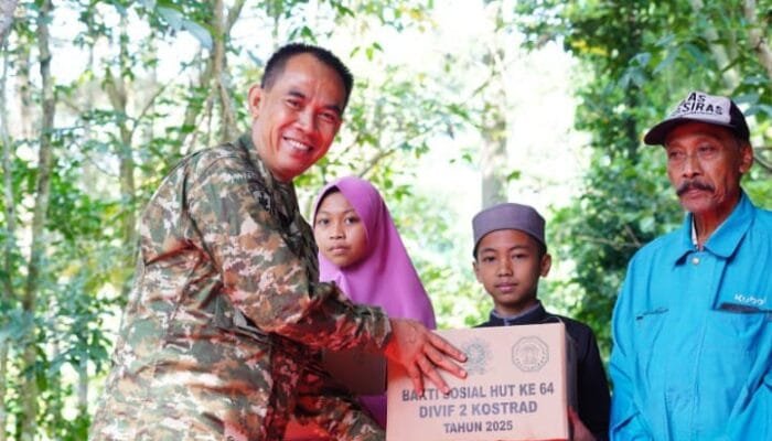 HUT ke-64 Kostrad, Selain Baksos juga Bersih-bersih di Sumberawan dan Tempat Ibadah