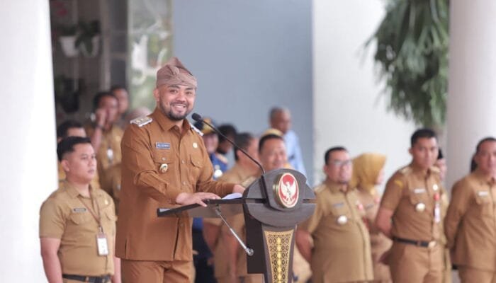 Wakil Wali Kota Batu Heli Suyanto Pimpin Apel Perdana