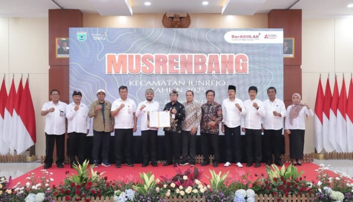 Wakil Wali Kota Heli Suyanto Hadiri Musrenbang Kecamatan Junrejo 2025