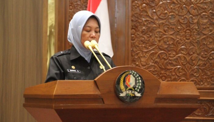 Wakil Bupati Sampaikan Jawaban Terkait Raperda Penyertaan Modal BUMD Pangan Mandiri