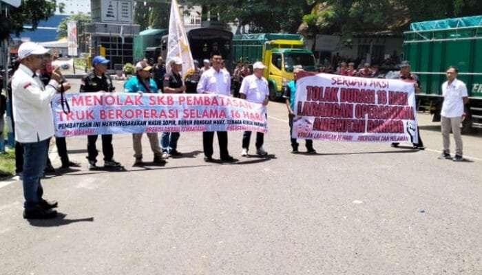 Asosiasi Pengusaha Truk DPD Jatim Tolakan SKB Pembatasan 