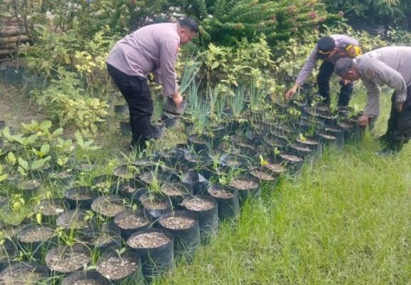 Polisi Kediri Turun Tangan, Kebun Pangan Desa Toyoresmi Jadi Perhatian Utama