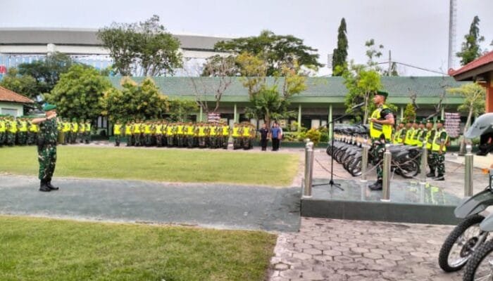 Apel Siaga Sekaligus Pelepasan Cuti Lebaran Anggota Kodim Lamongan