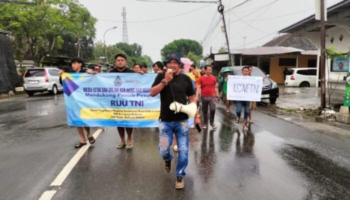 Mendukung RUU TNI: Orasi Spontanitas Pimpinan Media dan Masyarakat Tuban
