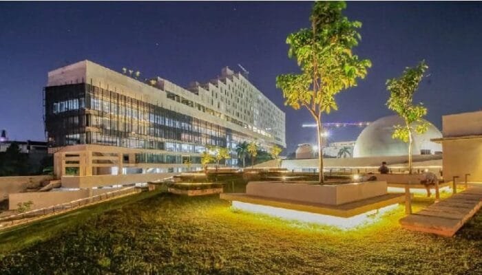 7 Wisata Malam di Jakarta Yang Asyik Untuk Dijelajahi