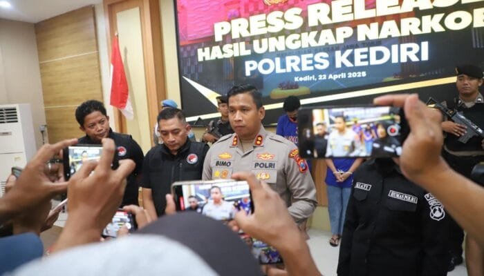 Hampir 1 Kg Sabu Digagalkan, Polres Kediri Bongkar Jaringan Narkoba yang Dikendalikan dari Dalam Penjara