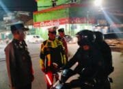 Kapolsek Krian Turun Langsung, Edukasi Pengendara dengan Teguran Simpatik