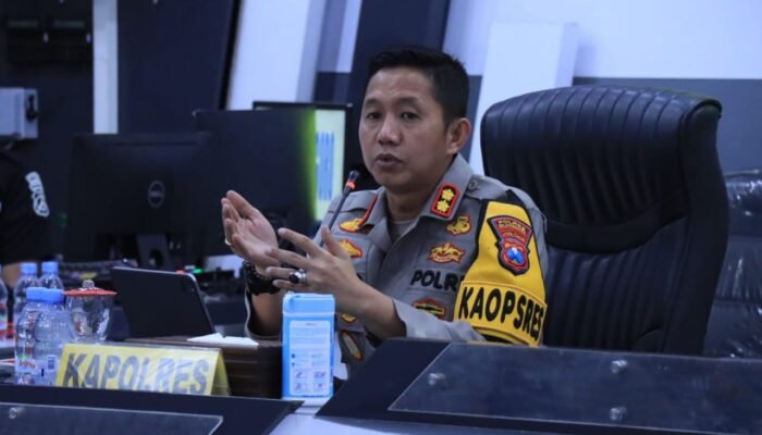Kapolres Bojonegoro Ajak Siswa Rayakan Kelulusan Tanpa Konvoi dan Hura-Hura Berlebihan