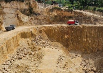 Tambang Ilegal di Rengel Tuban Marak, Penegak Hukum Bungkam