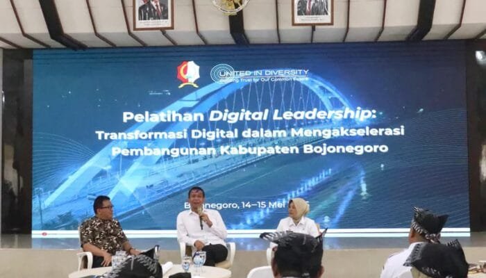 Kang Yoto Kembali, Bantu Bojonegoro Melek Teknologi