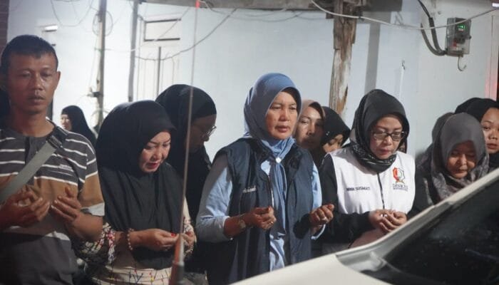 Wabup Bojonegoro Beri Santunan Keluarga Korban Kecelakaan di Tawangmangu