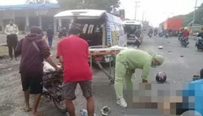 Naas Sepasang Suami Istri Diseruduk Bus Pariwisata, Satu Tewas di Tempat