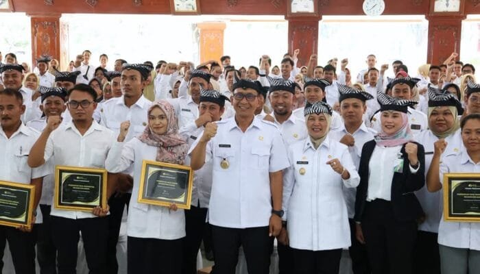 Bupati Bojonegoro Dukung Penuh Pengukuhan Forsekdes: Dorong Sekdes Jadi Motor Kesejahteraan Desa