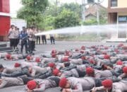 Sat Reskrim dan Sat Resnarkoba Bojonegoro Jalani Tradisi Ekstrem, Ini Makna di Baliknya