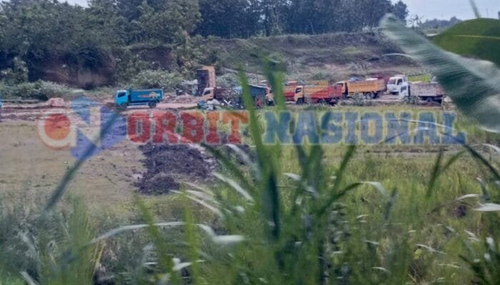 Tanah Dikeruk, Tambang Diduga Ilegal di Katur Bojonegoro Dibiarkan