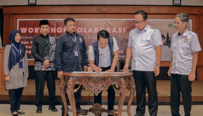 Tenaga Lokal Jadi Prioritas, Ini Strategi Baru Pemkab Gresik