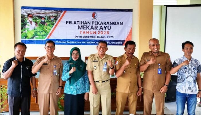Pekarangan Bisa Cuan, Pemkab Bojonegoro Dorong Warga Tanam Sayur