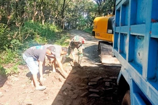 Pra-TMMD ke-125 Dimulai, TNI dan Warga Bojonegoro Gotong Royong Bangun Masa Depan