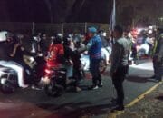 Blokade Jalan Malang-Blitar, Polisi Bubarkan Massa Pesilat 
