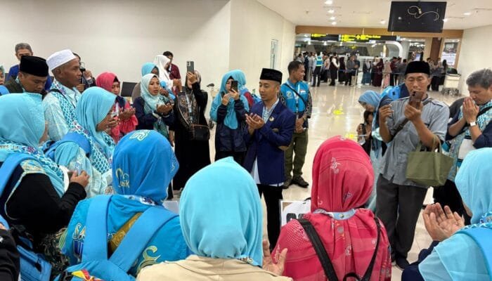 Resmi Diberangkatkan, Jamaah Umrah Samira Travel Dapat Layanan Premium