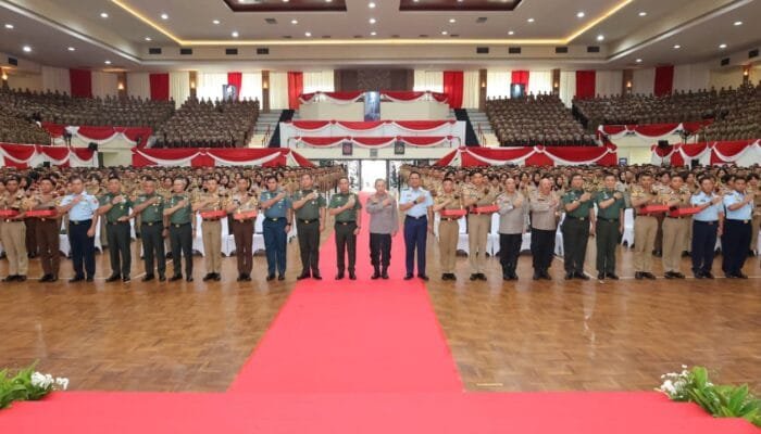 Kapolri Warning Capaja: Kalau TNI-Polri Pecah Negara Bahaya