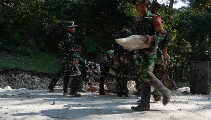 TMMD 125 Bojonegoro: Jalan Dibeton, Stunting Dituntaskan