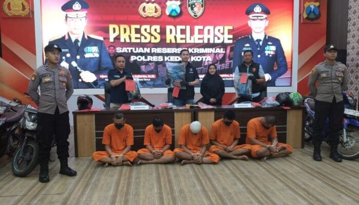 Dua Pemuda Kediri Dikeroyok di Jalan, Tiga Pelakunya Masih di Bawah Umur