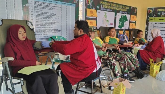 TMMD 125 Bojonegoro Gelar Aksi Kemanusiaan, Warga Soko Antusias Ikut Donor Darah